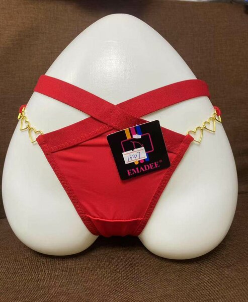 Strings sexy dentelle rouge