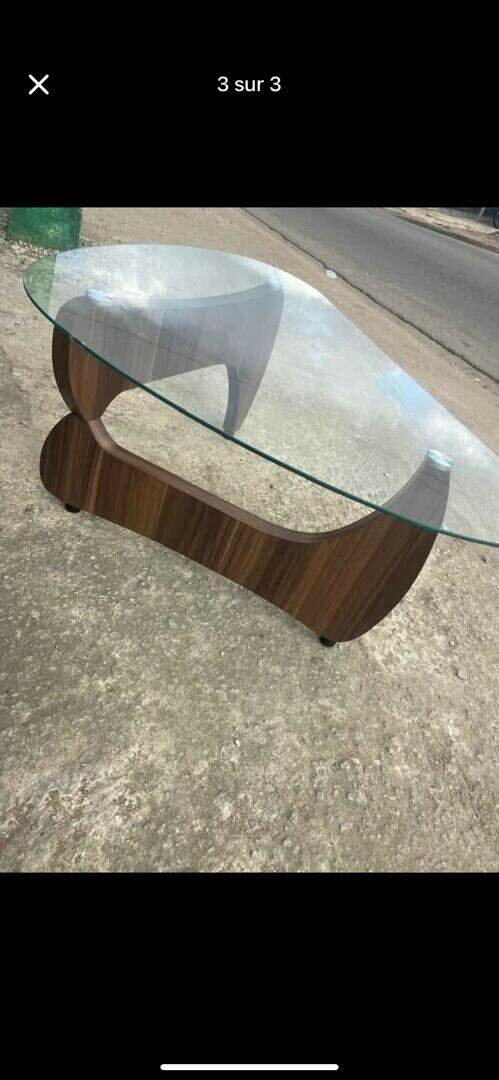 Table basse en verre moderne