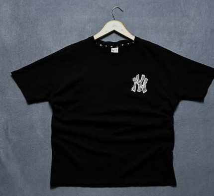 MLB New York Yankees t shirt size : M 