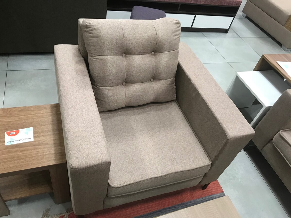 Single sofa