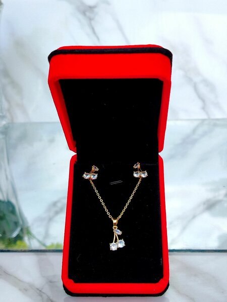 Coffret Bijoux Pendentif Éclatant