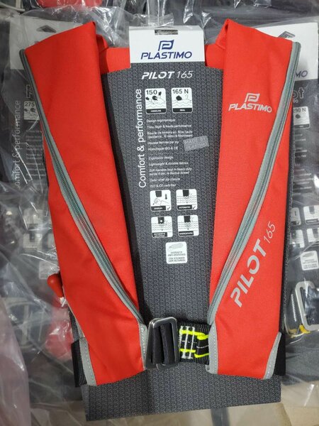 Gilet de Sauvetage Pilot 165N