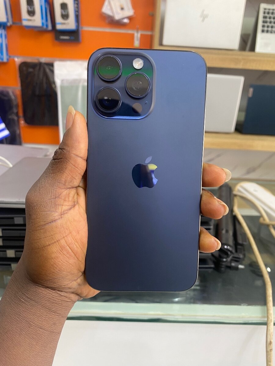 iPhone 15pro max 512gb