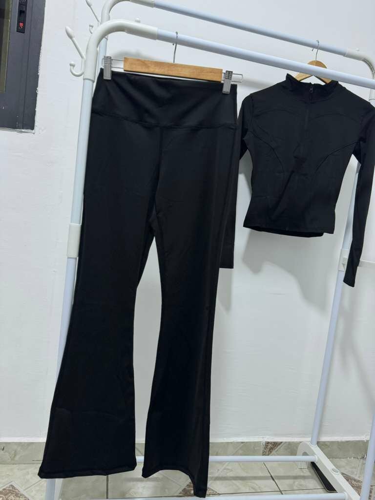 Ensemble Sport Femme Élégant