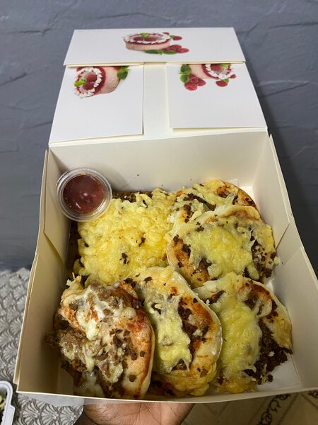 Mini-pizzas fromage et boeuf