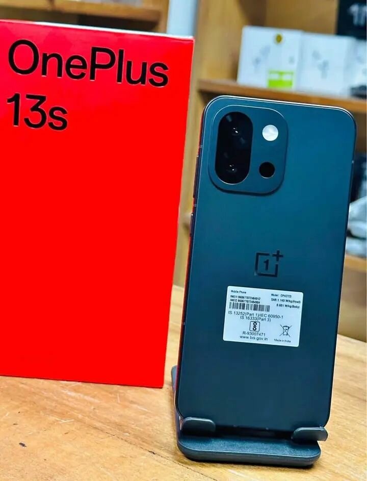 Smartphone OnePlus 13s
