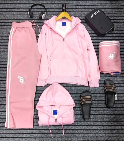Ensemble de survêtement rose