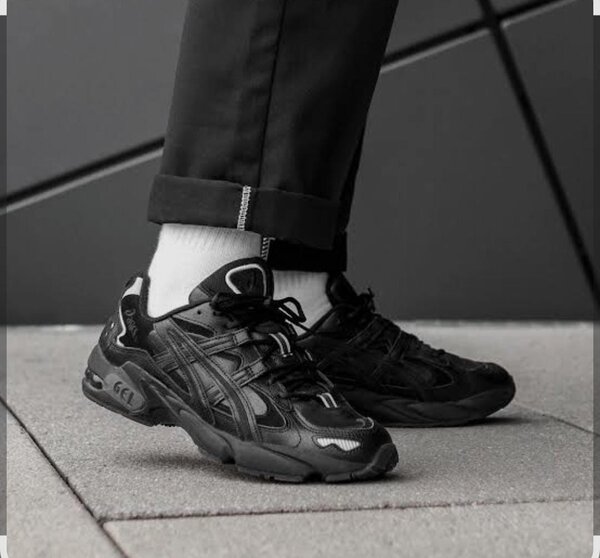 Chaussures de sport modernes