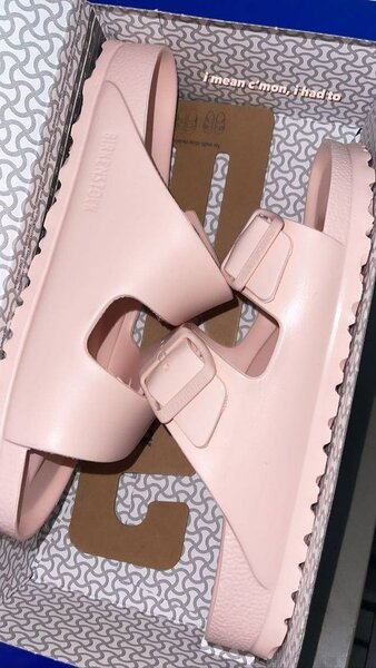 Sandales confort roses