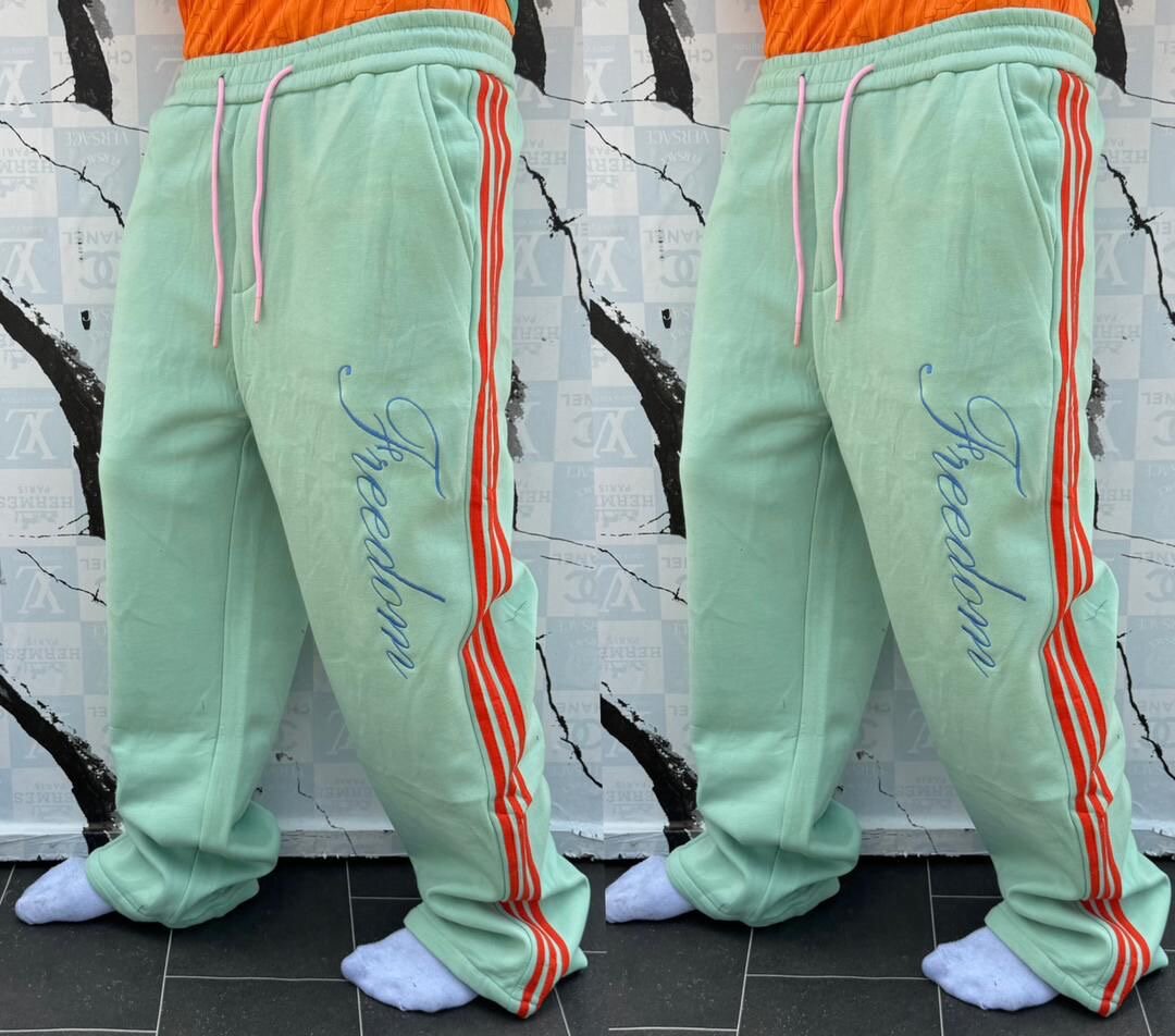 Jogging Made Essential couleur au choix