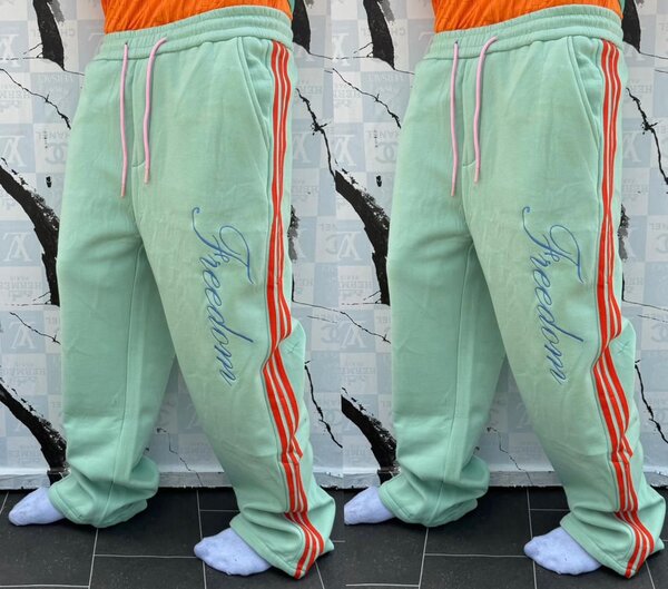 Jogging Made Essential couleur au choix