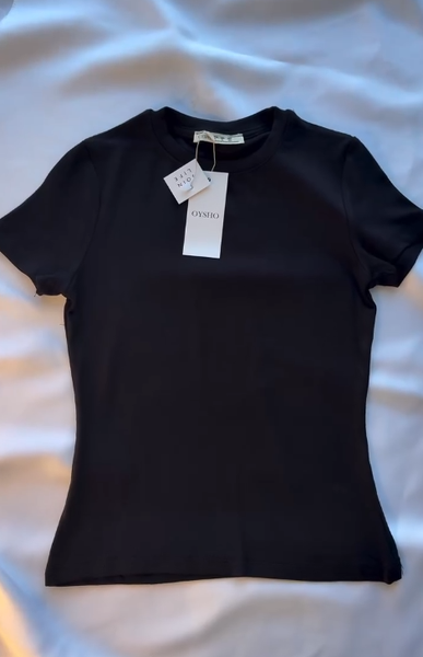 Базовая футболка OYSHO