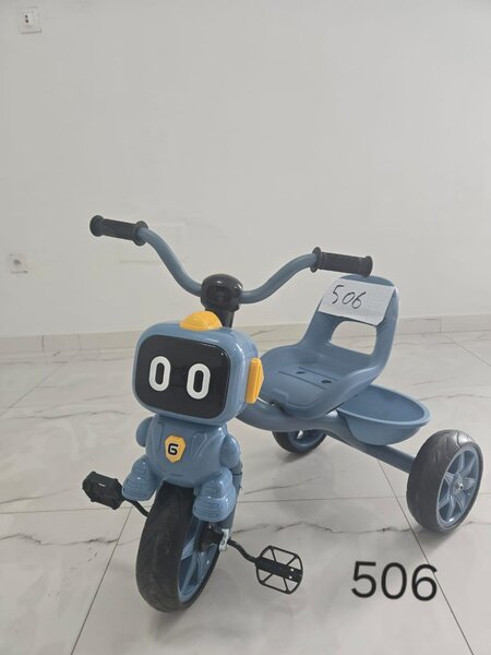 Tricycle enfant ludique