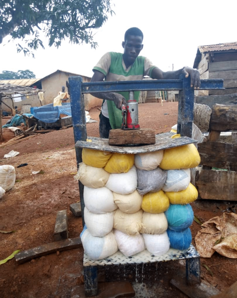 Presse hydraulique polyvalente