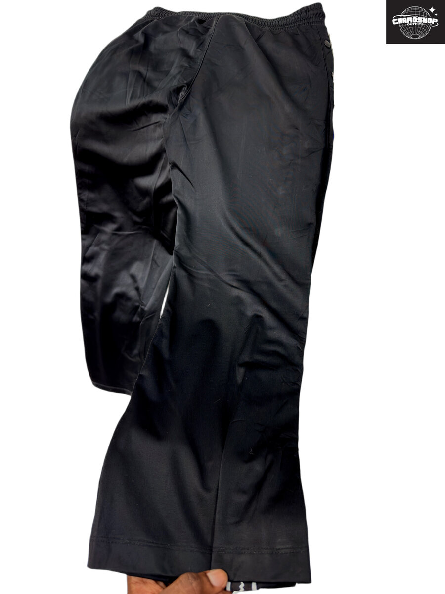 Pantalon de sport à boutons