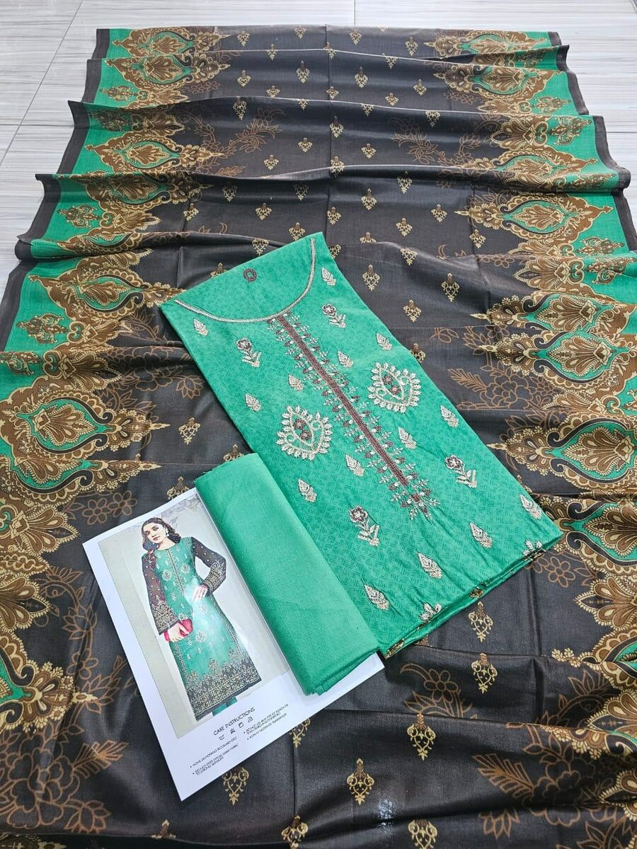 Printed lawn suit