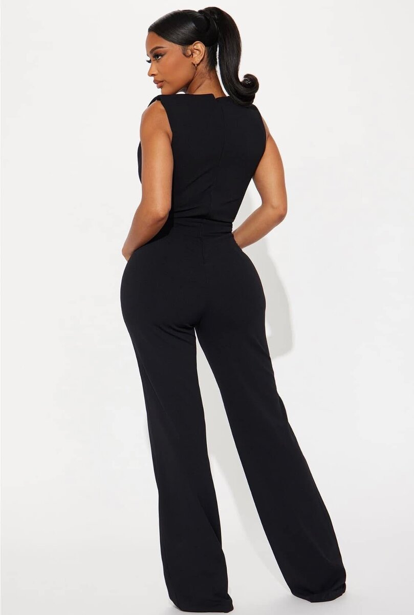 Combinaison sans manches élégante