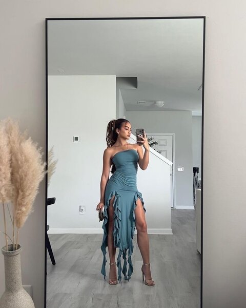 Robe longue évasée élégante