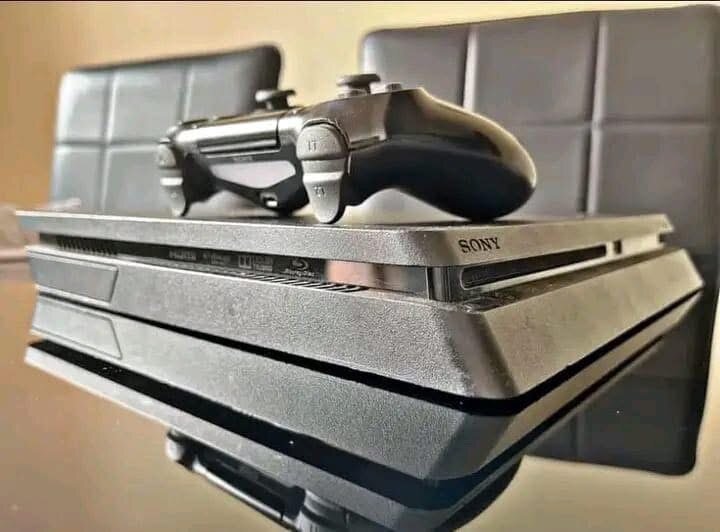 PS4 SLIM 1 TERRA CRACKÉ