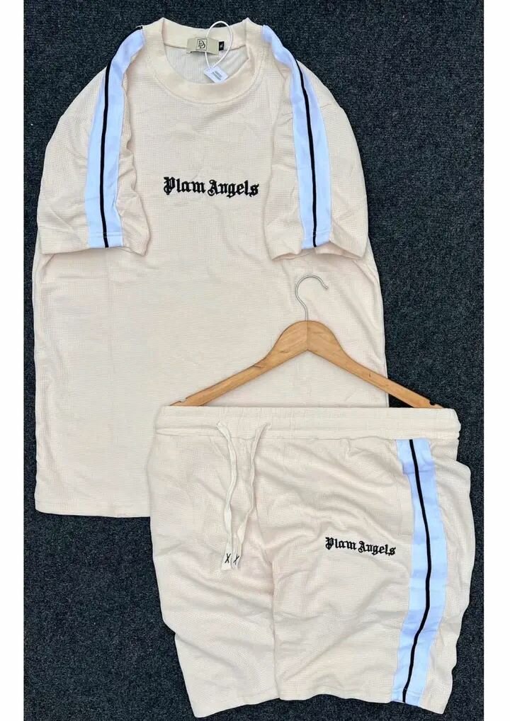 Ensemble de sport décontracté