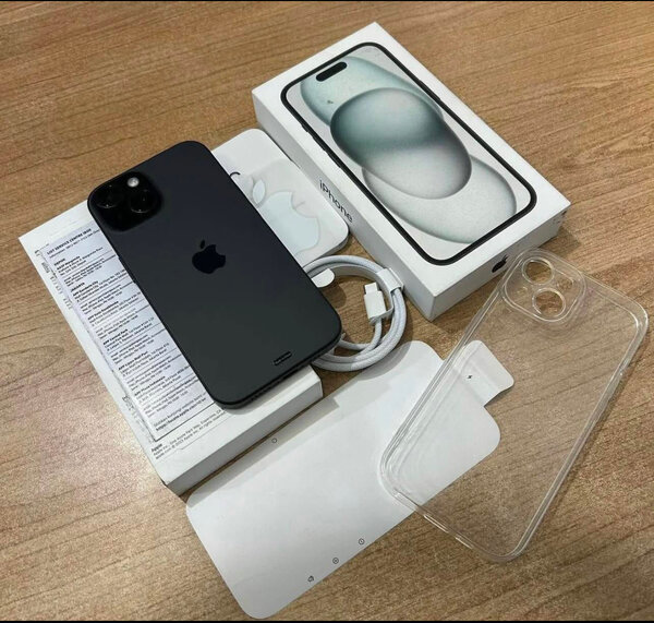 iPhone 15 simple 128 Go