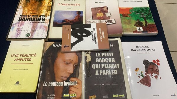 Livres doccasion de tout  genre SOLDES!!!!