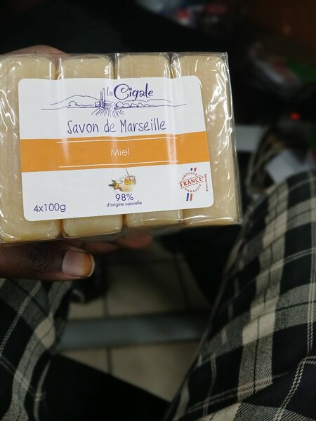 Savon cigale miel et oilve