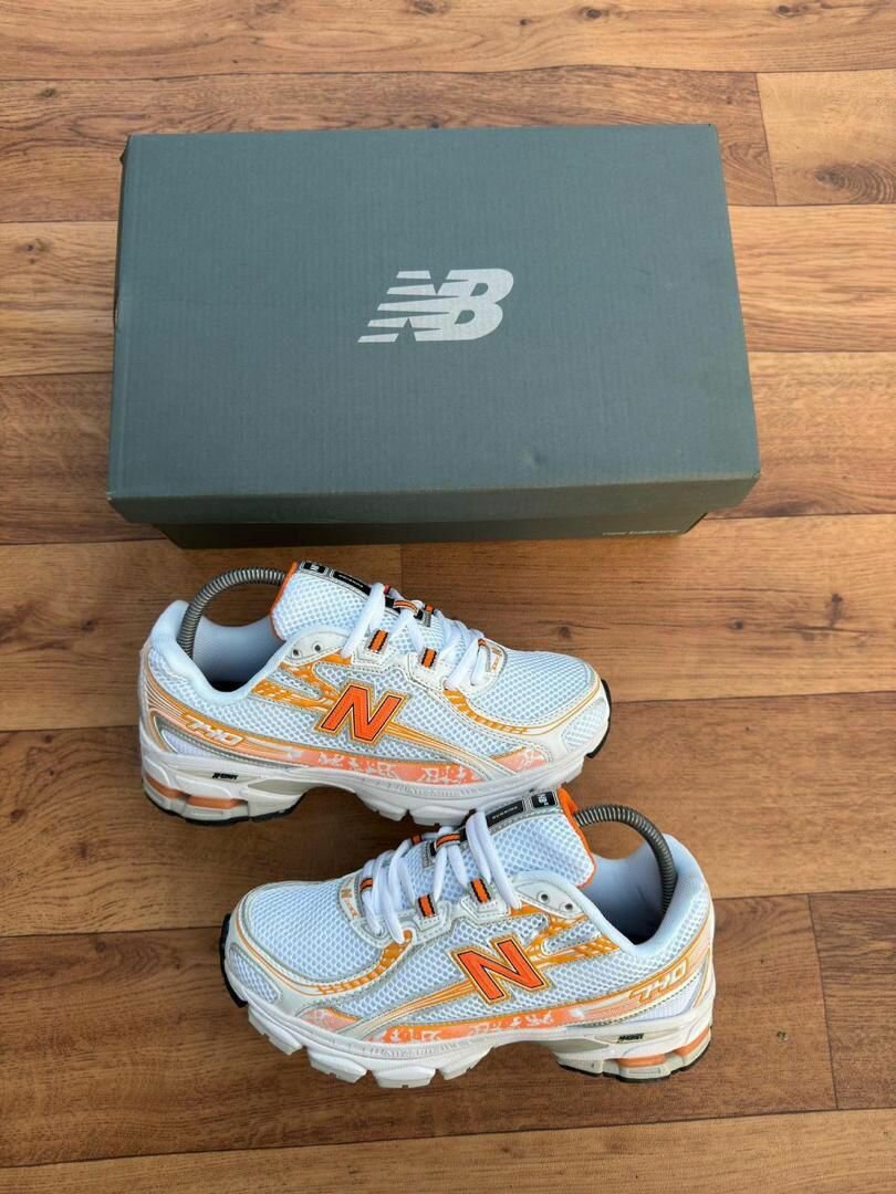 New Balance Sneakers