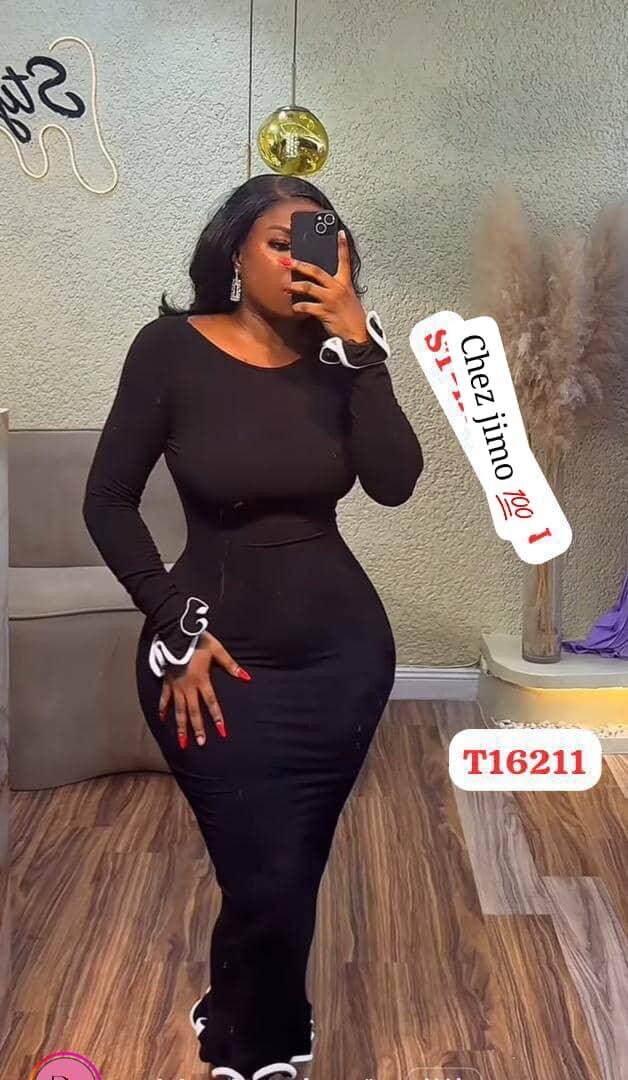 Robe moulante élégante femme