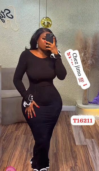 Robe moulante élégante femme