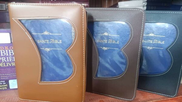 Bible gros caractères