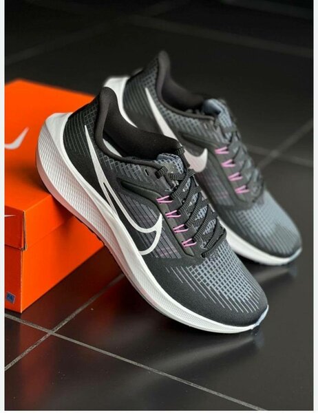 Chaussures de course légères