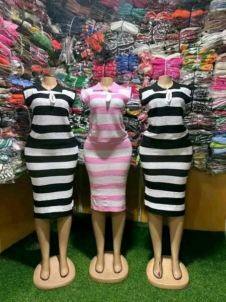 Robe rayée élégante femme