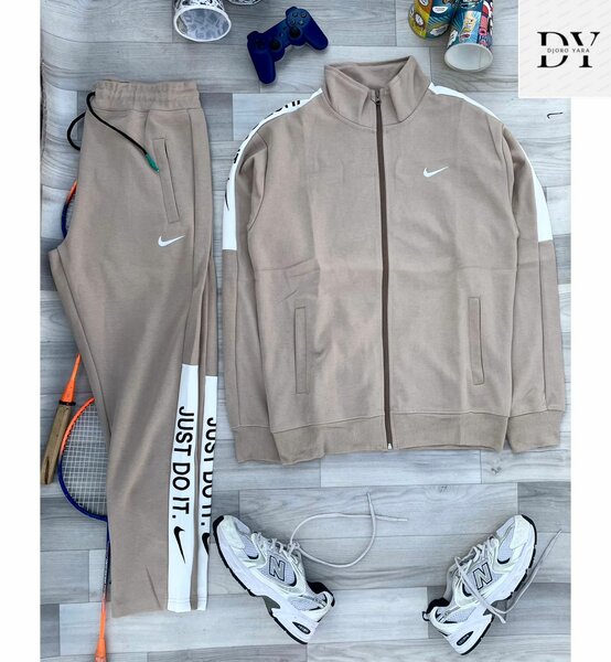 Survêtement Nike beige unisexe