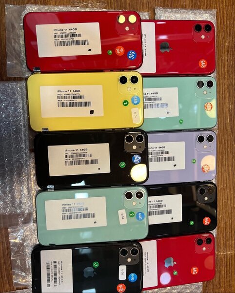 iPhone XR et 11 quasi neuf 