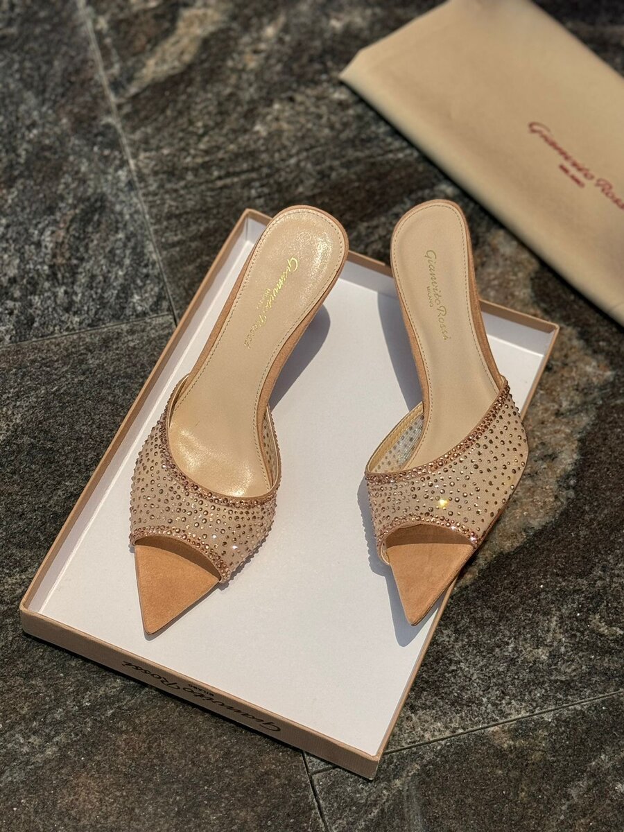 Mules élégantes à strass