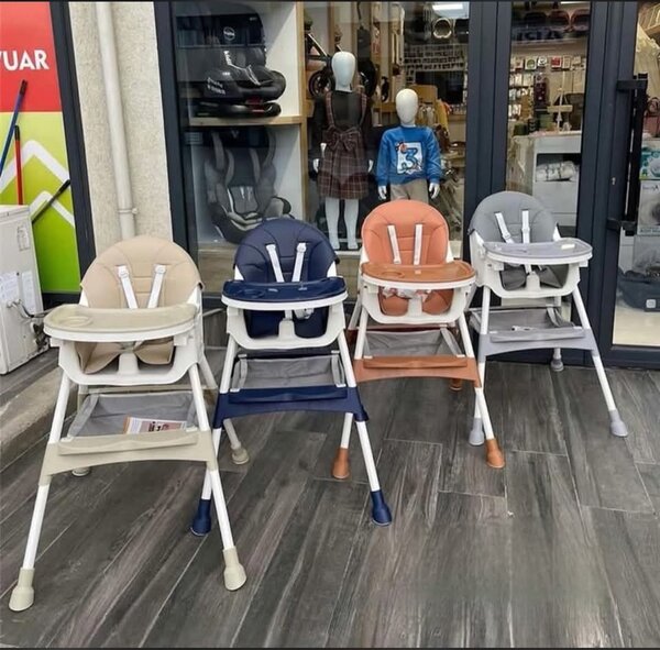 Chaise haute bébé réglable