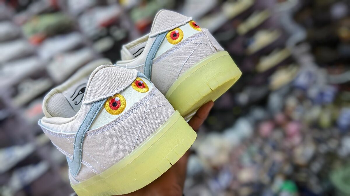 Nike SB DUNK LOW MUMMY Glow in the dark