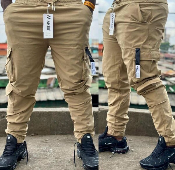 Pantalon cargo beige homme