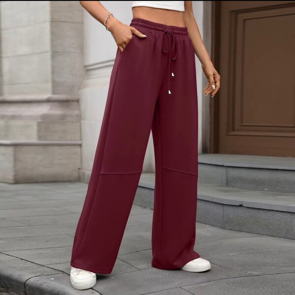 Pantalons amples modernes