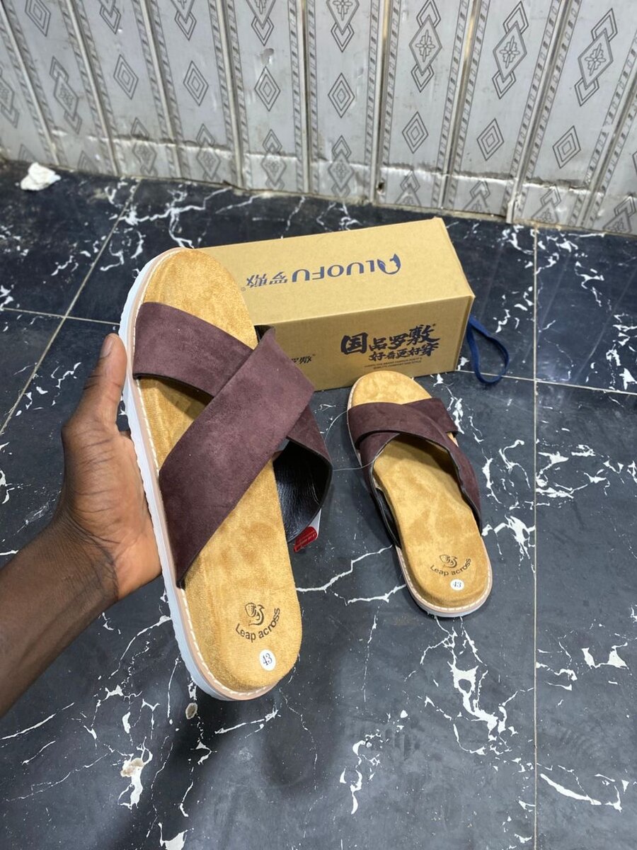 Sandales en cuir confortables