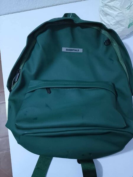 Sac à dos vert Essentials