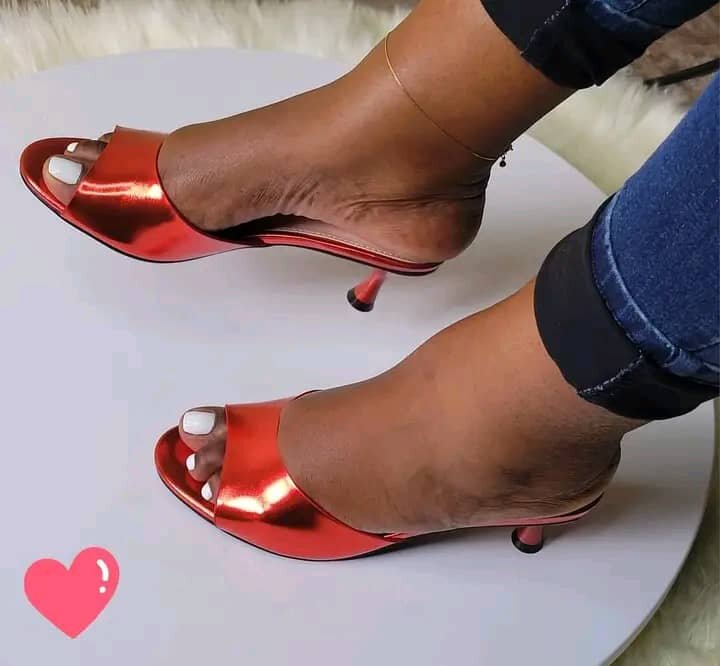 Sandales à talon élégant