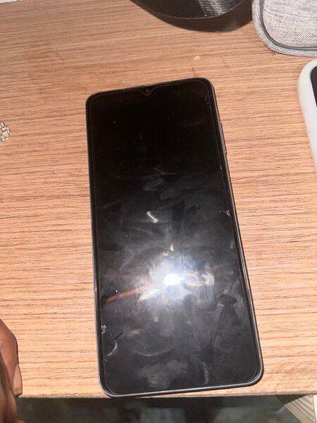 Samsung À06 jai le carton