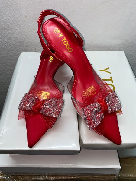 Chaussures élégantes à strass