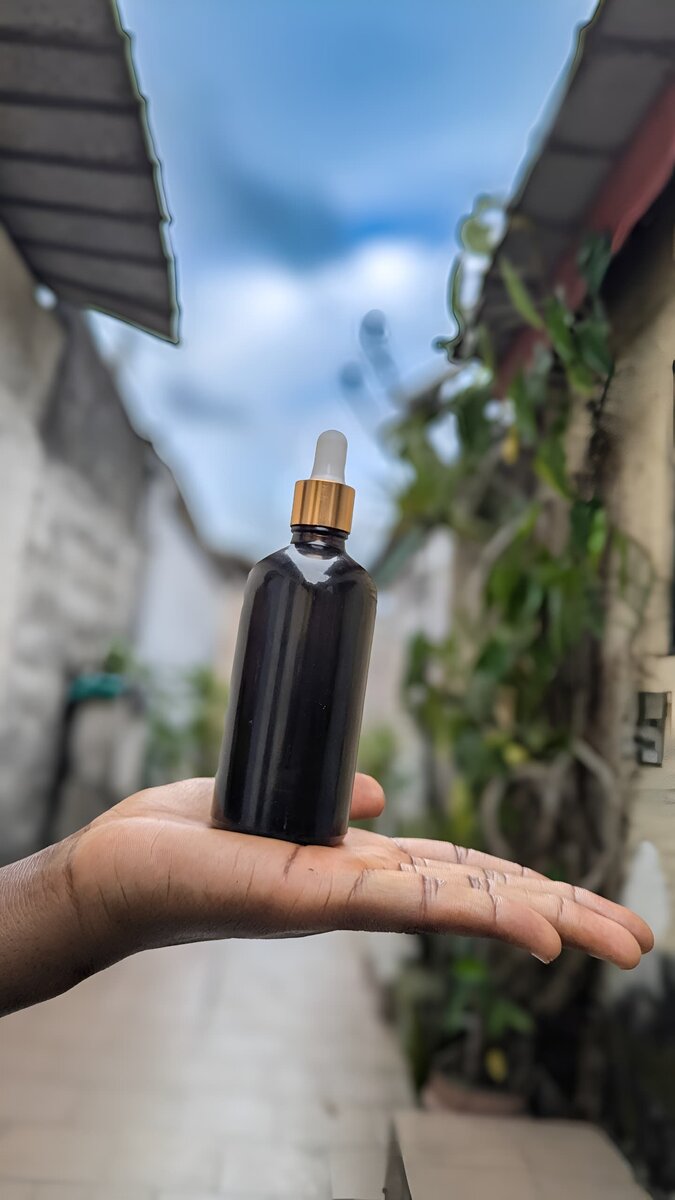 Flacon compte-gouttes noir