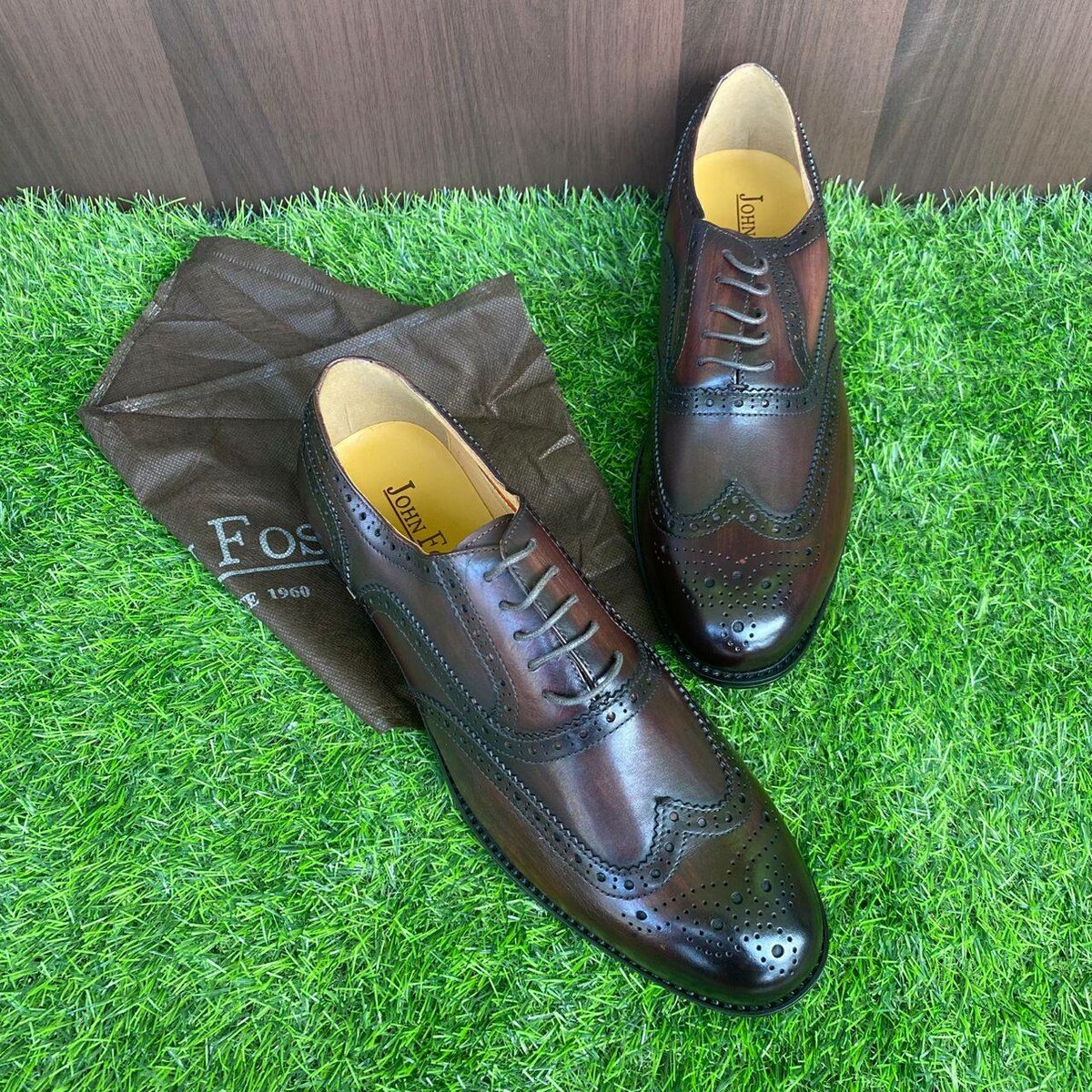 John Foster leather full shoe