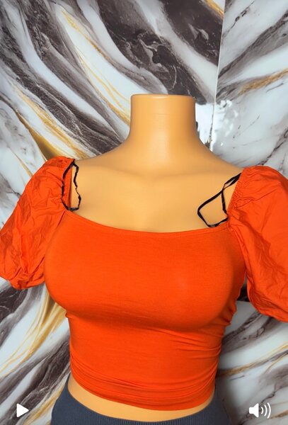 Top court orange femme