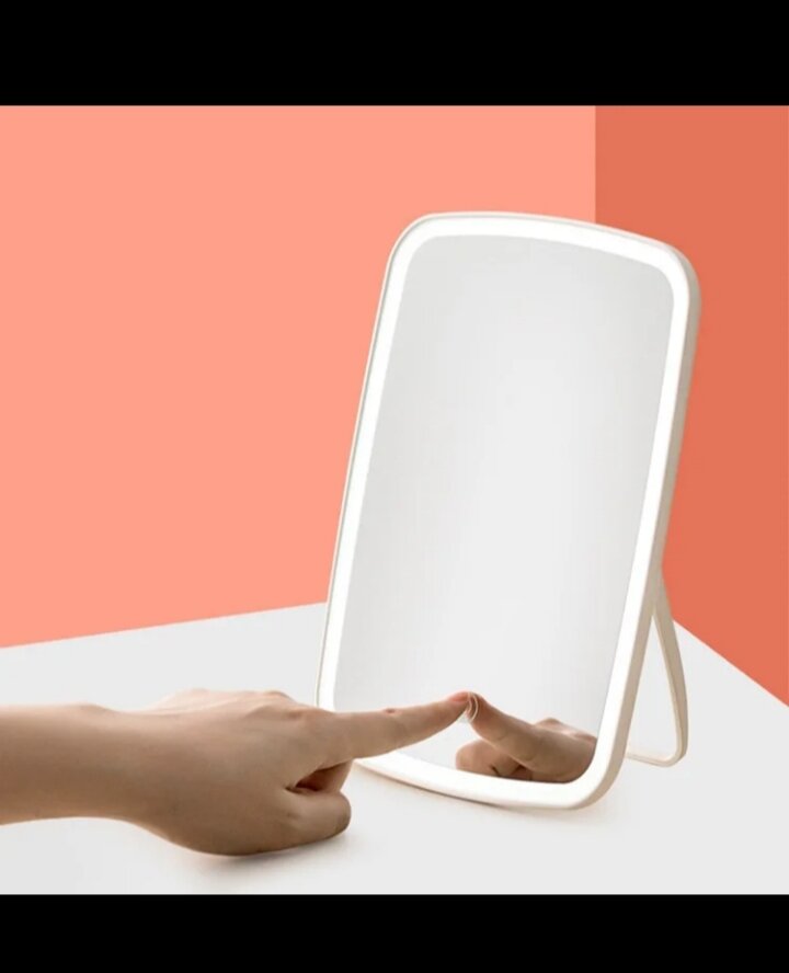 Miroir LED éclairé rechargeabl