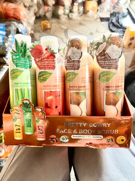 Gommage Visage et Corps Pretty Cowry